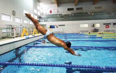 El complex piscines  Sant Feliu